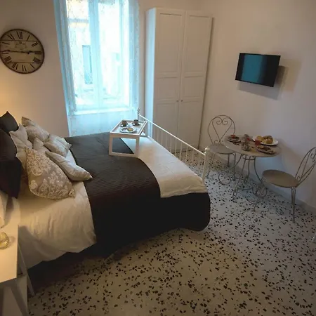 Oda ve Kahvaltı Elegant - Il Vicolo Storico