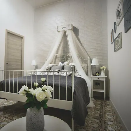 Elegant - Il Vicolo Storico Salerno