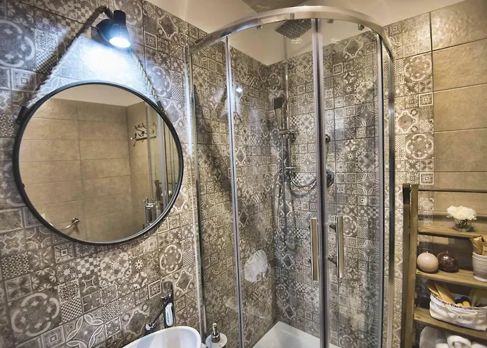Elegant - Il Vicolo Storico 4* Salerno