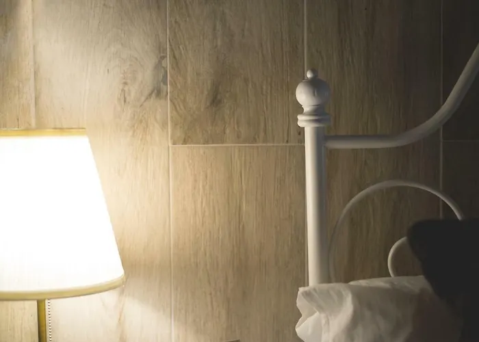 Elegant - Il Vicolo Storico 4*