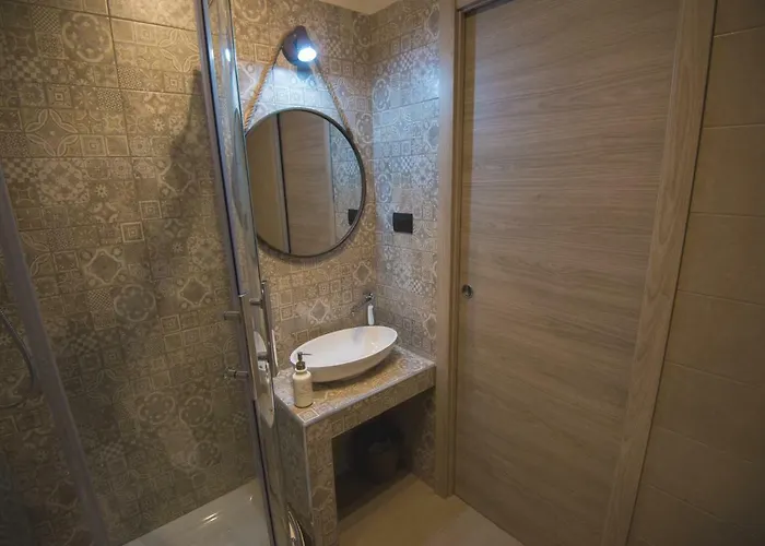Elegant - Il Vicolo Storico 4* Salerno