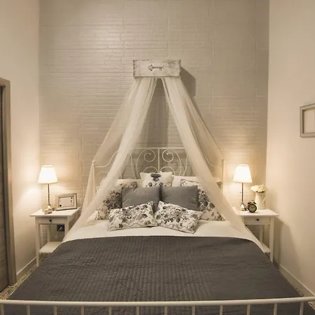Elegant - Il Vicolo Storico Bed & Breakfast Salerno