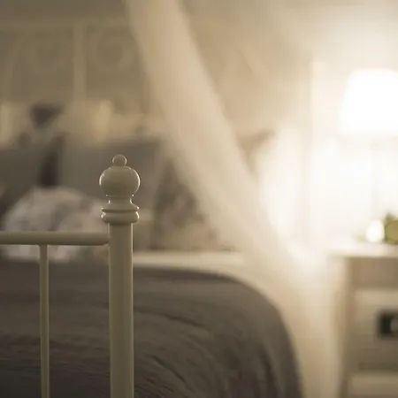 Elegant - Il Vicolo Storico Bed & Breakfast Salerno