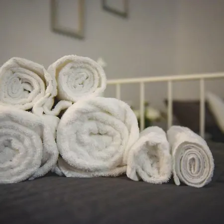 Elegant - Il Vicolo Storico 3* Salerno