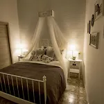 Elegant - Il Vicolo Storico Bed and Breakfast 4*