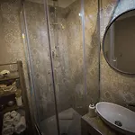 Elegant - Il Vicolo Storico Bed and Breakfast